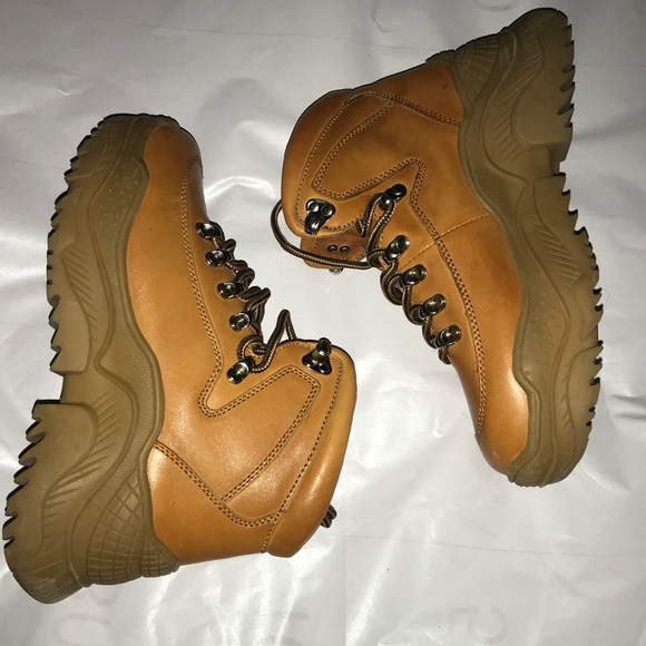 Jeffrey Campbell Debris Sneaker Boot Size 6 - Picture 5 of 6